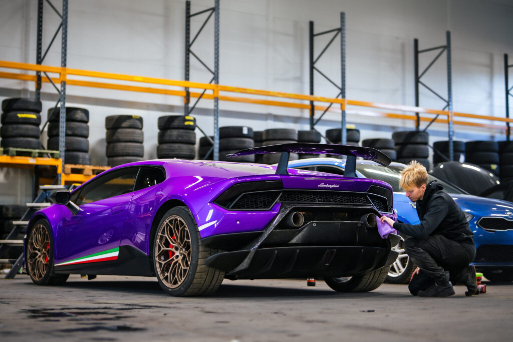 Handtvätt av Lamborghini